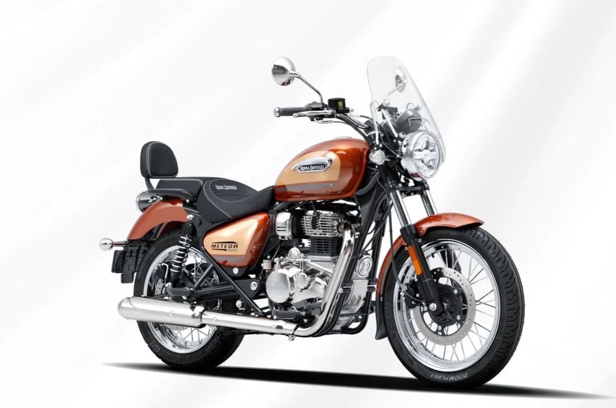 Royal Enfield Meteor 350 Sundowner Orange with a new tubeless wheel design.