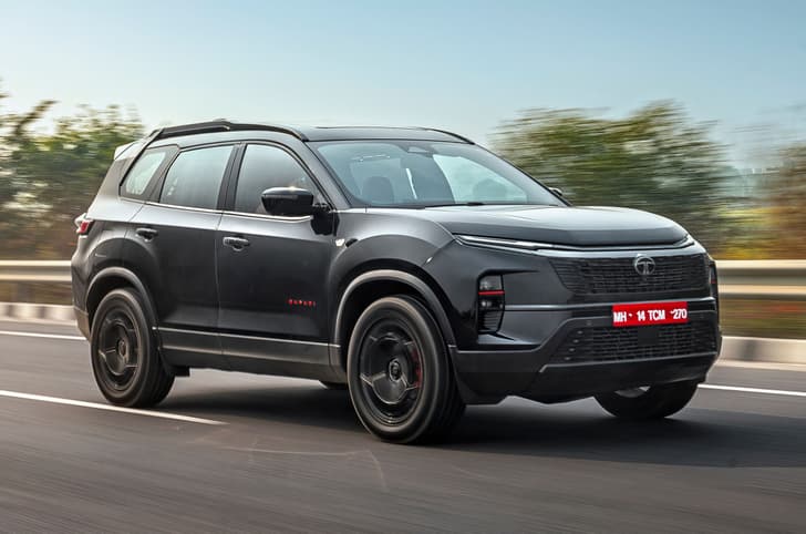 Tata Safari petrol: 3 reasons to choose and 2 reasons not to