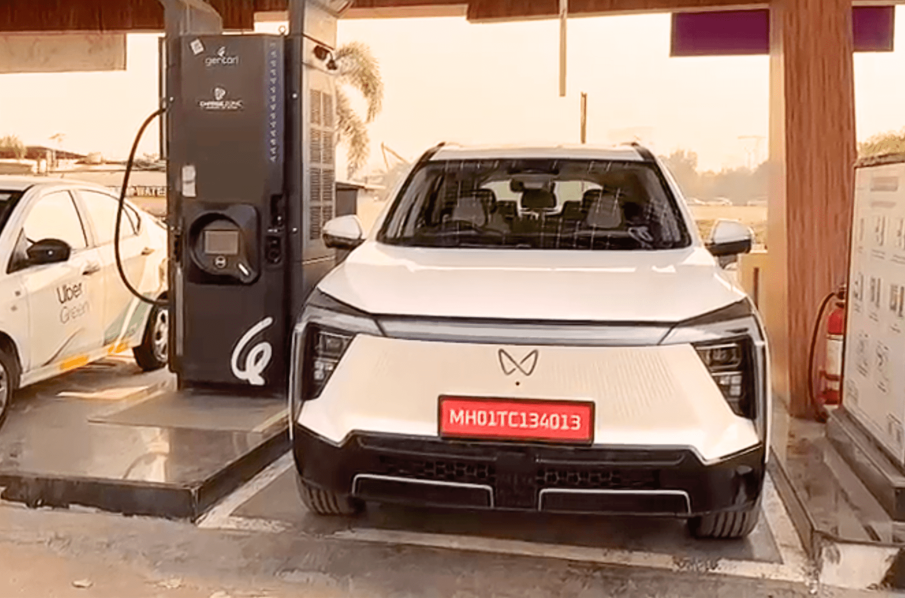 Mahindra XEV 9s real world range tested