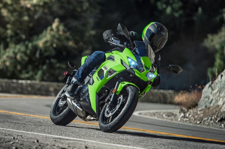Kawasaki Ninja 650 cornering action shot