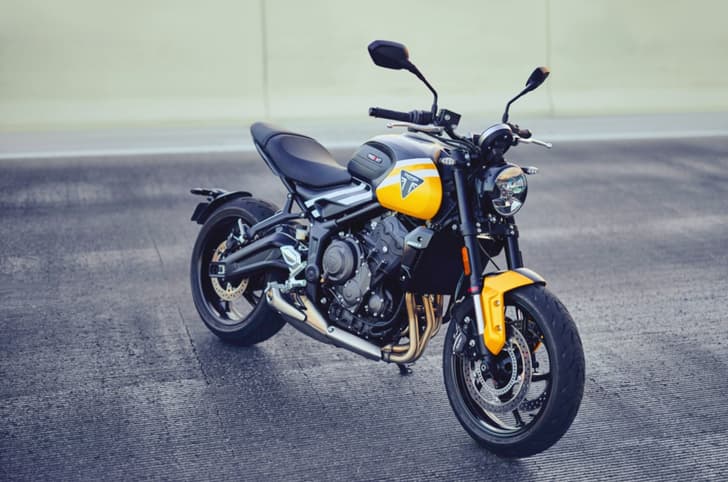 Static image of yellow Trident 660
