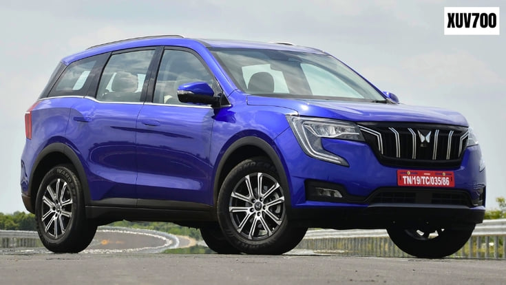 Mahindra XUV700 front quarter