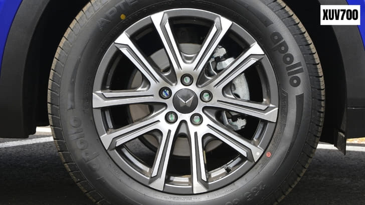 Mahindra XUV700 alloy wheel Mahindra XUV700 alloy wheel