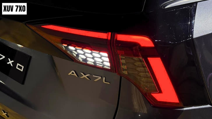 Mahindra XUV 7XO taillight Mahindra XUV 7XO taillight