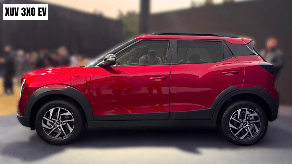 mahindra xuv 3xo ev side