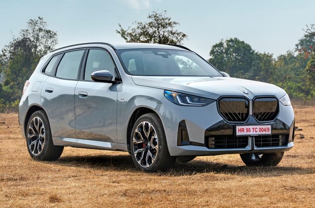 3 reasons to buy the BMW X3 30 xDrive and 2 to skip it