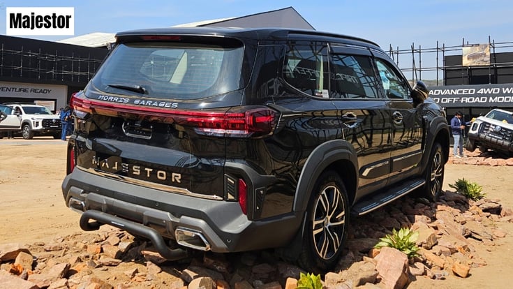 MG Majestor rear quarter static