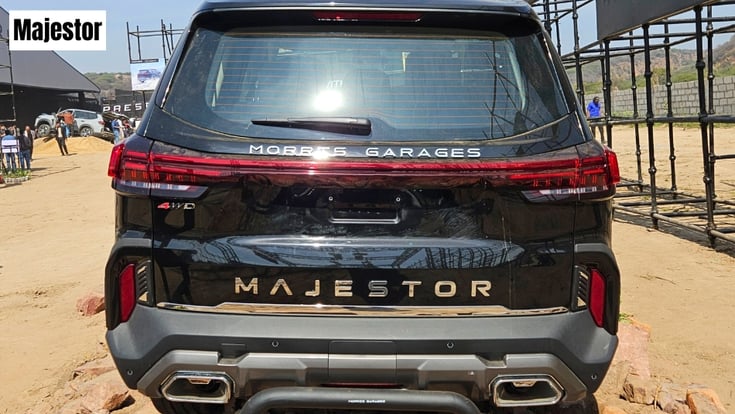 MG Majestor rear static