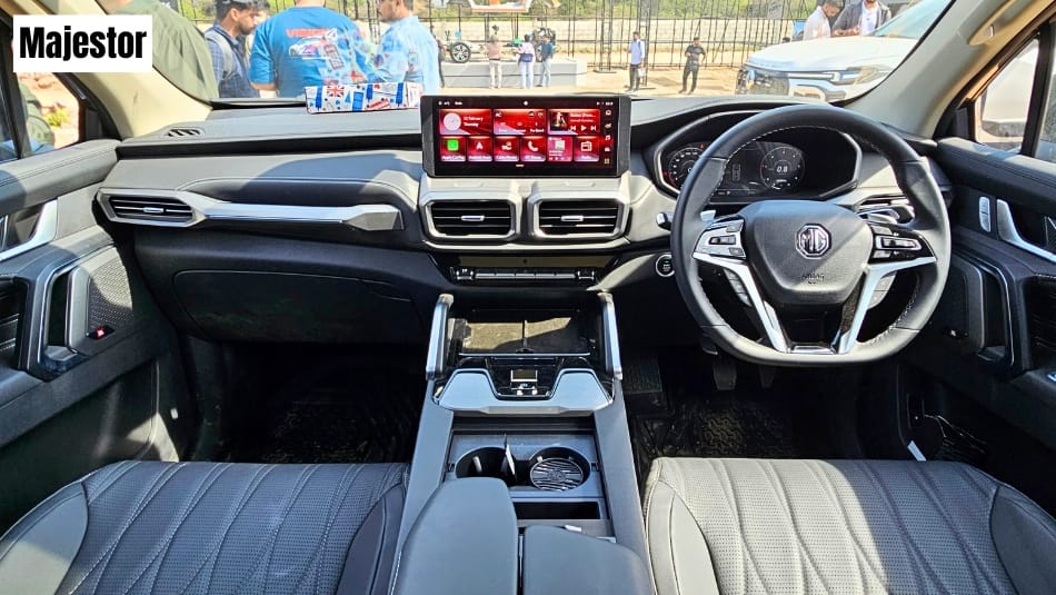 MG Majestor interior