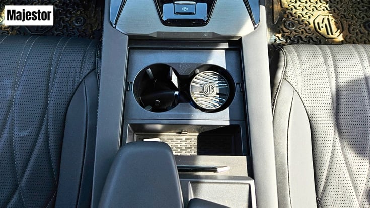 MG Majestor centre console