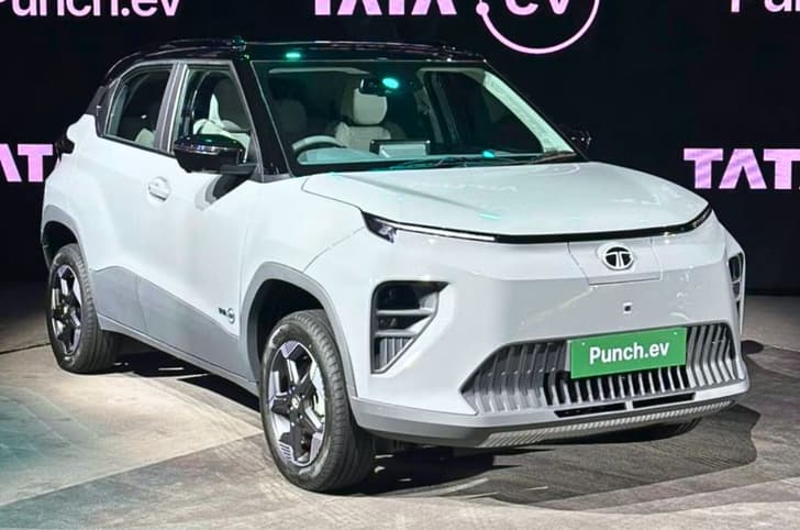 2026 Tata Punch EV facelift front quarter right