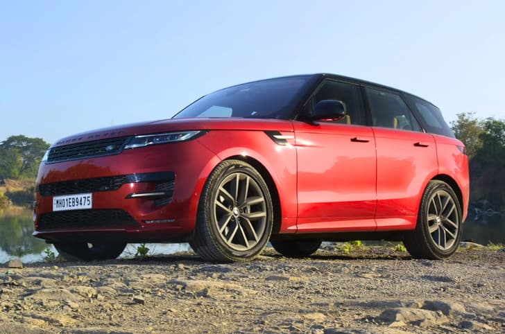 Range Rover Sport in red color