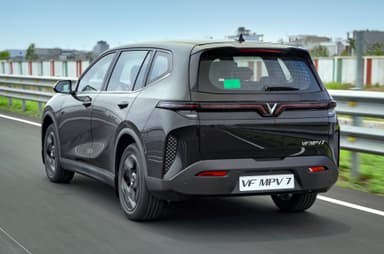  2 reasons to buy the Vinfast VF MPV 7 and 2 to skip it