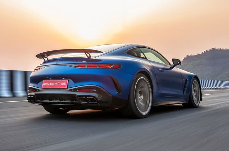 3 reasons to buy the Mercedes-AMG GT and 2 to skip it 3 reasons to buy the Mercedes-AMG GT and 2 to skip it