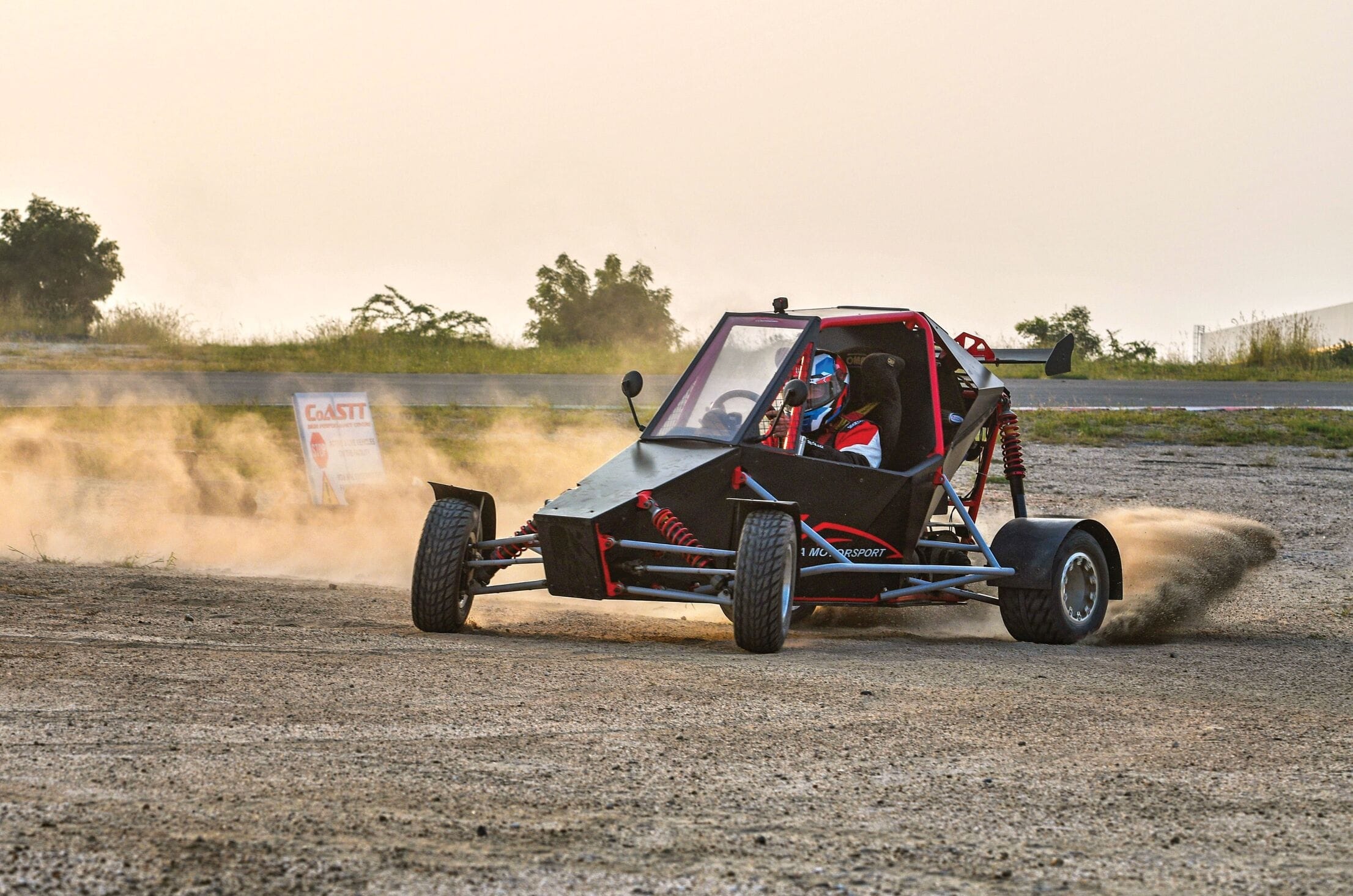 Cross Car: Go kart for the dirt Cross Car: Go kart for the dirt