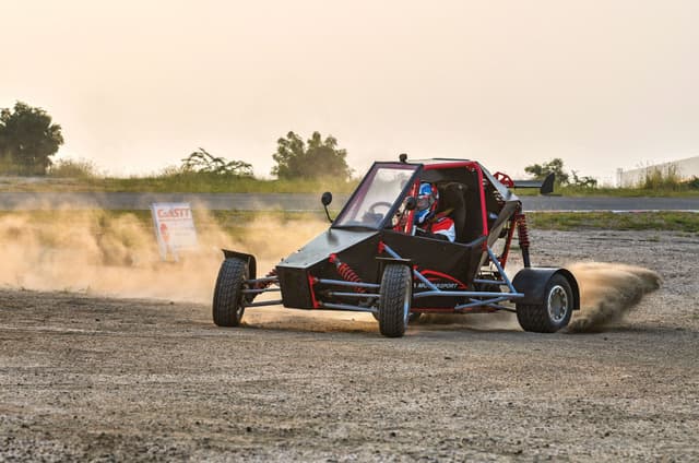 Cross Car: Go kart for the dirt