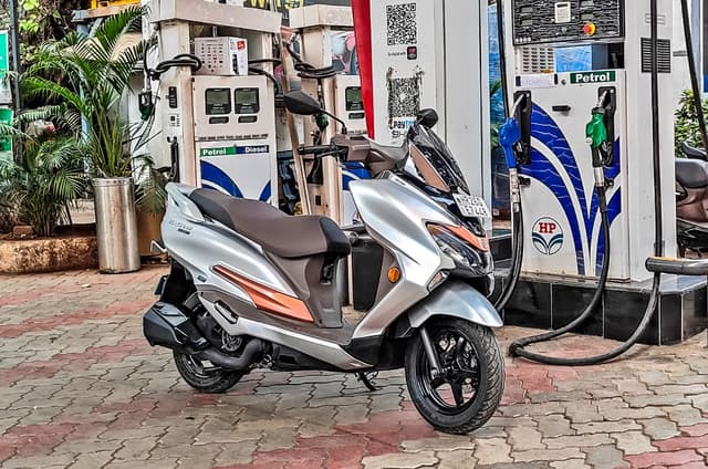 Suzuki Burgman fuel economy tested and explained