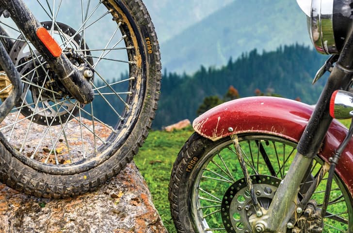 Tubed vs Tubeless Tyre Main Image