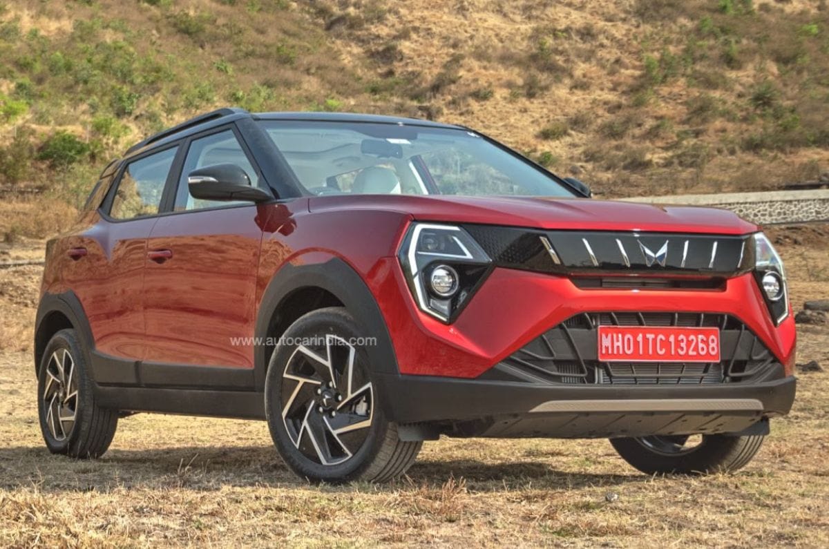 Mahindra XUV 3XO front quarter