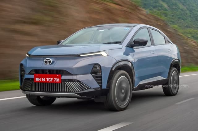 3 reasons to buy the Tata Curvv EV and 2 reasons not to