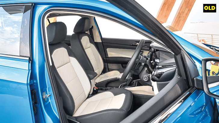 Old Skoda Slavia front seats
