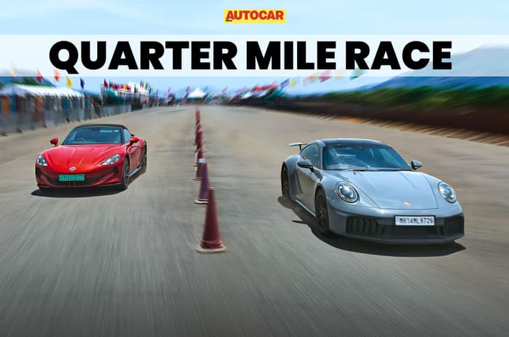 Porsche-911-vs-MG-Cyberster Porsche-911-vs-MG-Cyberster