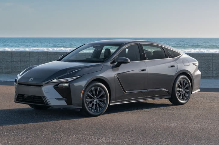 Lexus ES