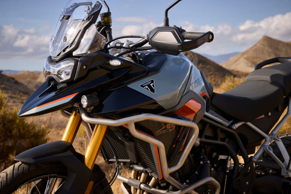 Tiger 900 detail shot of tank and crash bars