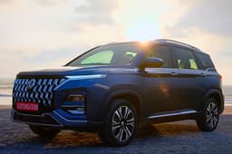 2026 MG Hector front quarter