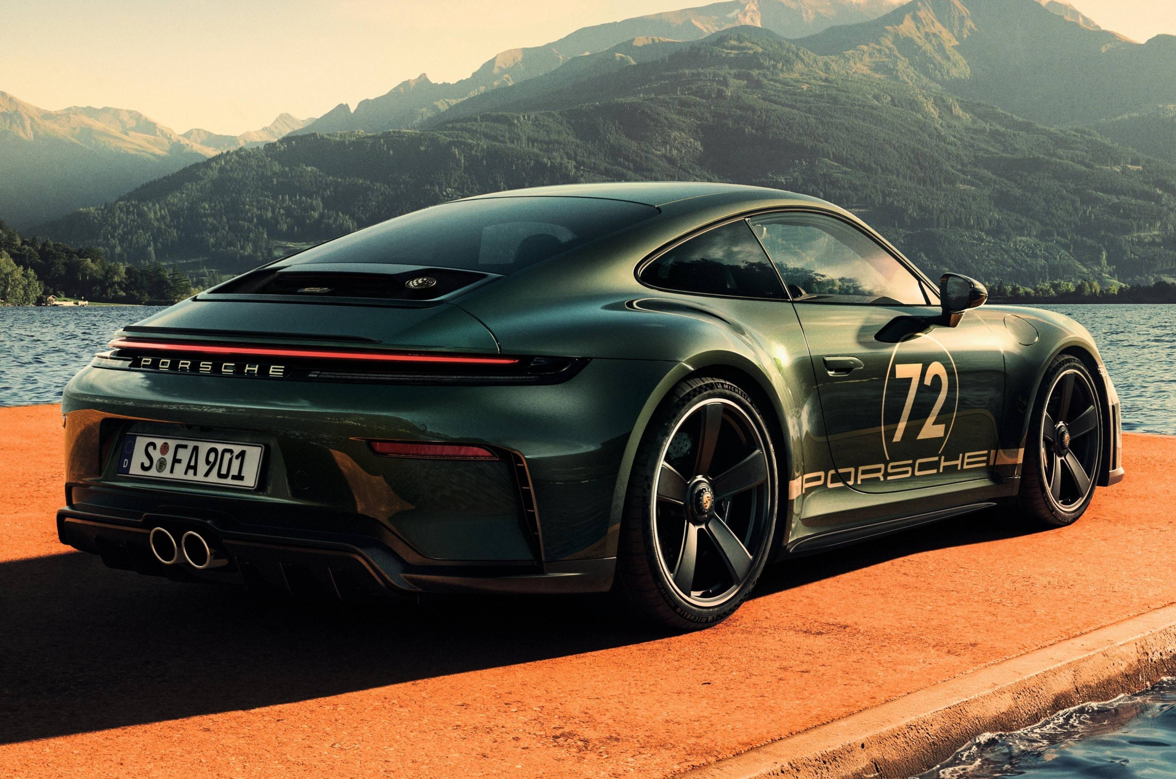 The limited edition features a retractable rear spoiler and twin exhaust in the middle of the rear bumper.