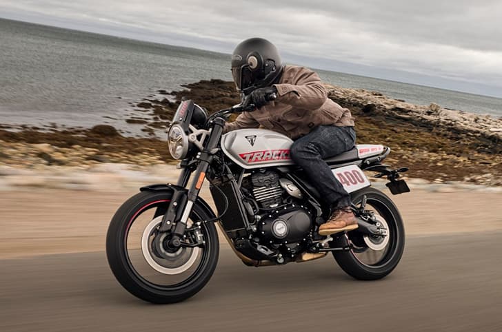 Triumph Tracker 400 left front three quarter