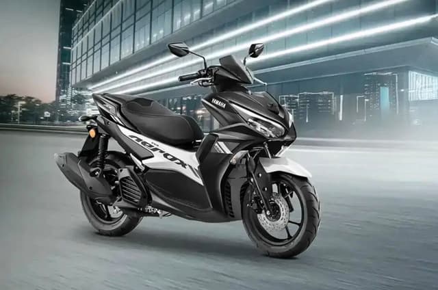 Yamaha Aerox 155 colours image gallery