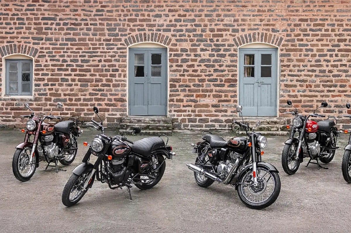 Royal Enfield Bullet 350 colours image gallery