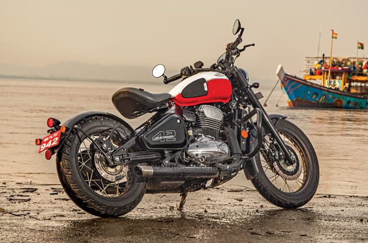 Jawa 42 Bobber rear three quarter shot