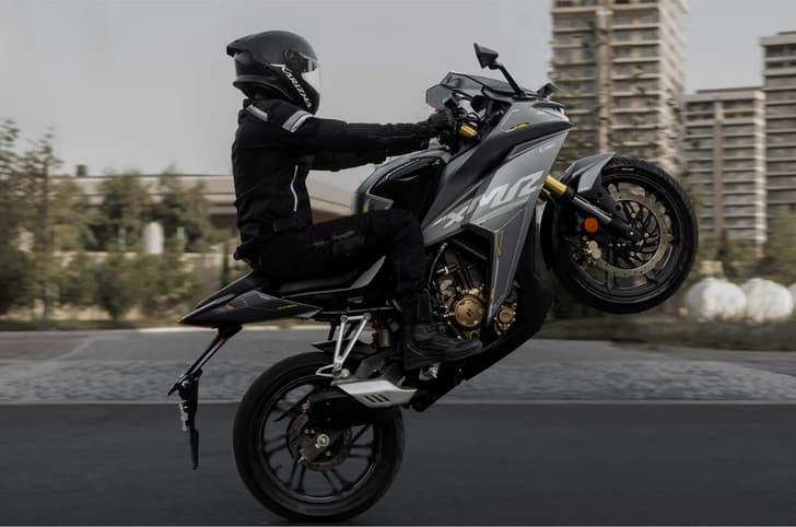 Hero Karizma XMR wheelie shot