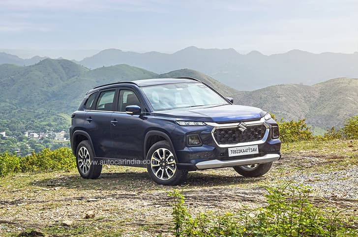 Maruti Grand Vitara front quarter static 