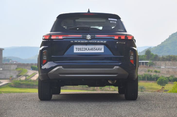 Maruti Grand Vitara rear static