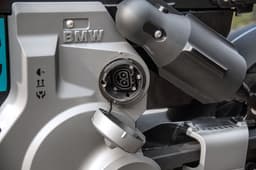 Static image of BMW CE 02