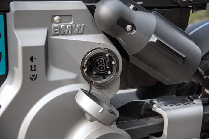 Static image of BMW CE 02