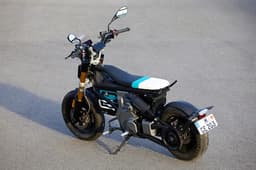 Static image of BMW CE 02