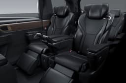 Toyota Vellfire seats