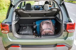 Hyundai Exter boot
