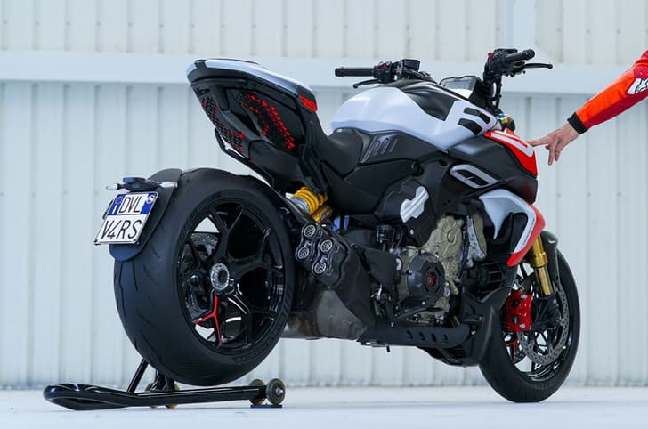 Ducati Diavel V4 RS rear right three quarter