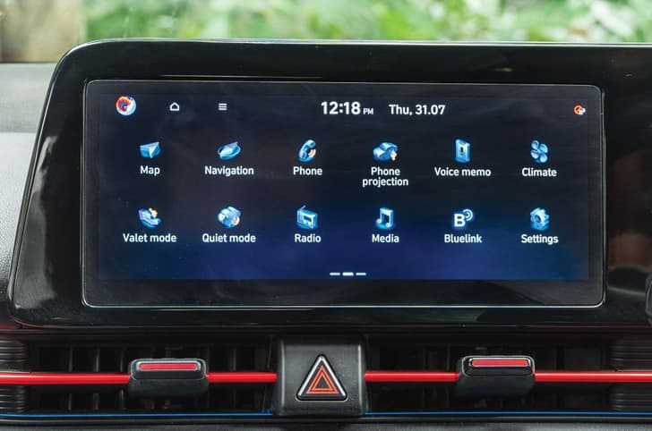 Hyundai Verna infotainment touchscreen