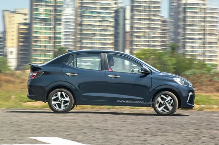 Hyundai Aura side profile driving