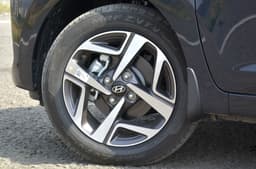 Hyundai Aura alloy wheel