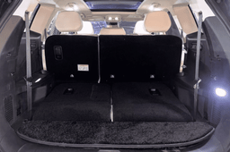Mahindra XUV 7XO boot space
