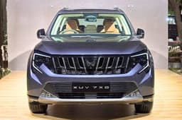 Mahindra XUV 7XO front design