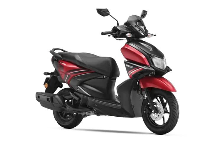 Yamaha RayZR Hybrid red front right side static in studio