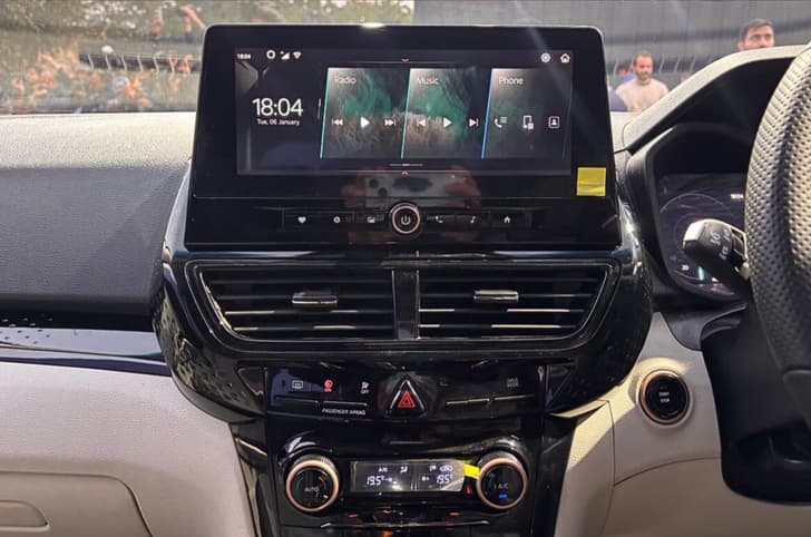 Mahindra XUV 3XO EV touchscreen infotainment